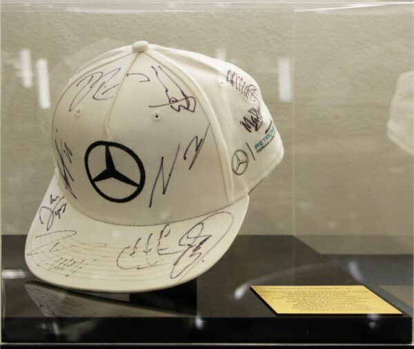 Autographed Cap by F1 drivers